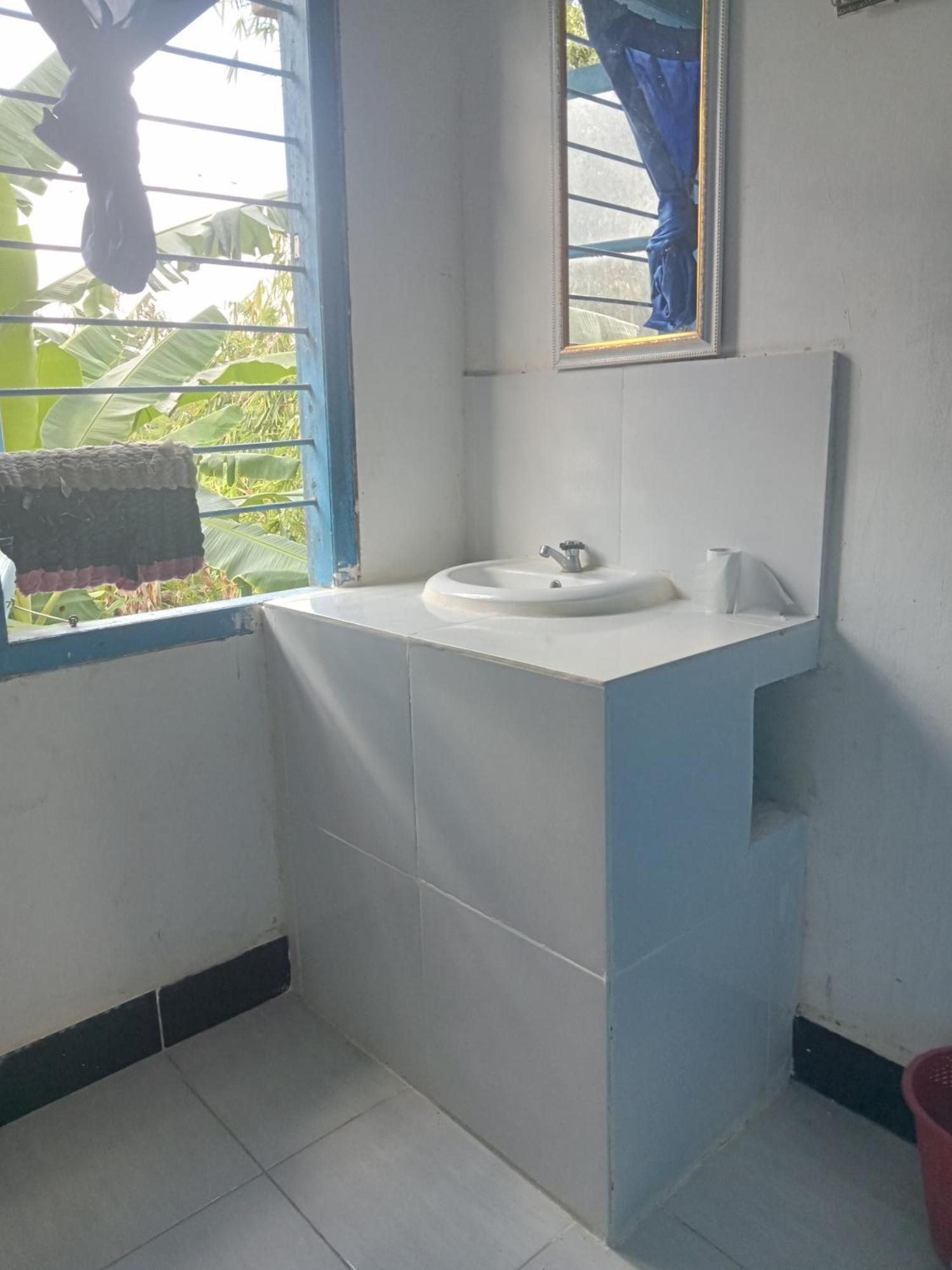 Bulan Homestay Plambi Экстерьер фото